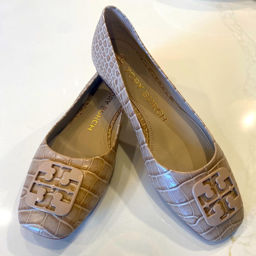 6.5 Tory Burch Flats